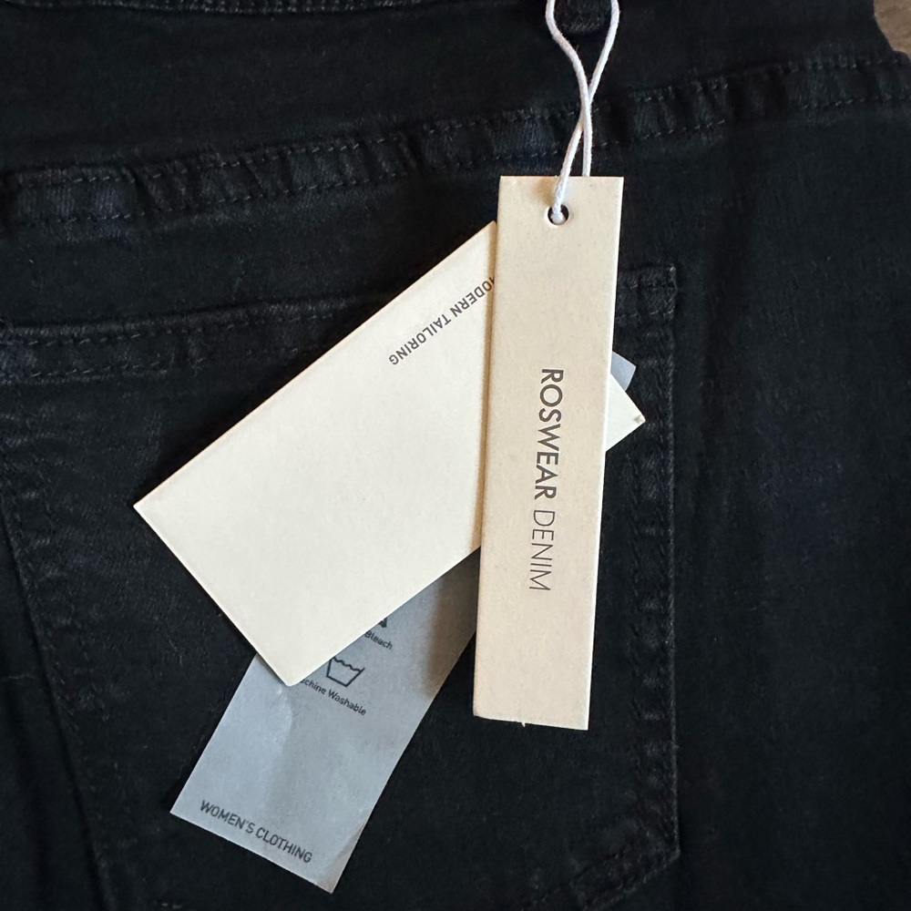 Roswear high waisted fringe black jean shorts size XXL - Picture 3 of 4